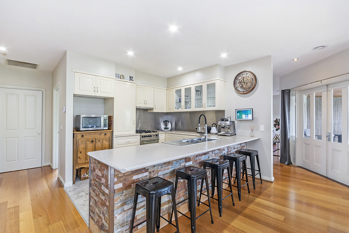 3 Mortlake Road, Warrnambool VIC 3280, Warrnambool - Thumbnail 4