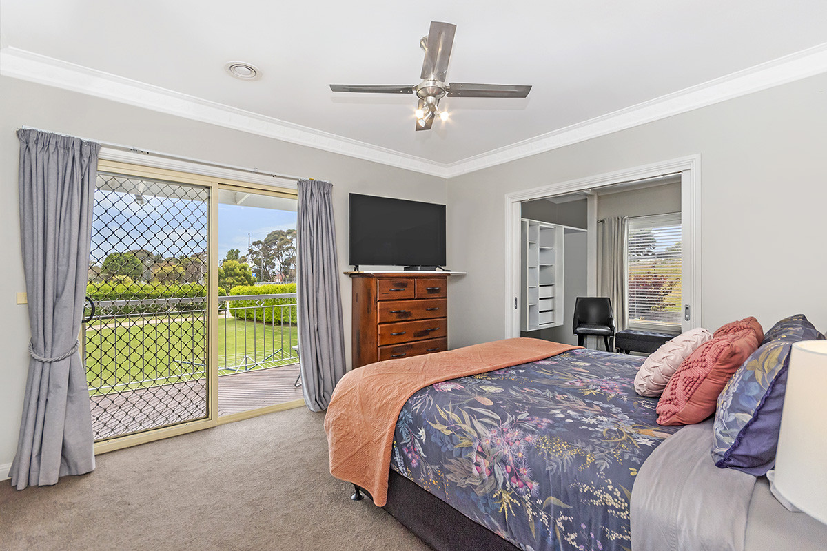 3 Mortlake Road, Warrnambool VIC 3280, Warrnambool - Thumbnail 6