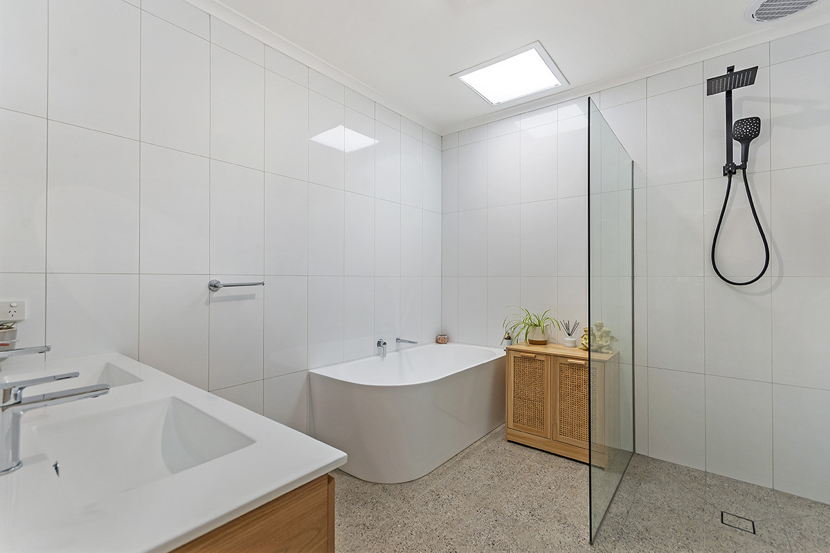 3 Mortlake Road, Warrnambool VIC 3280, Warrnambool - Thumbnail 8