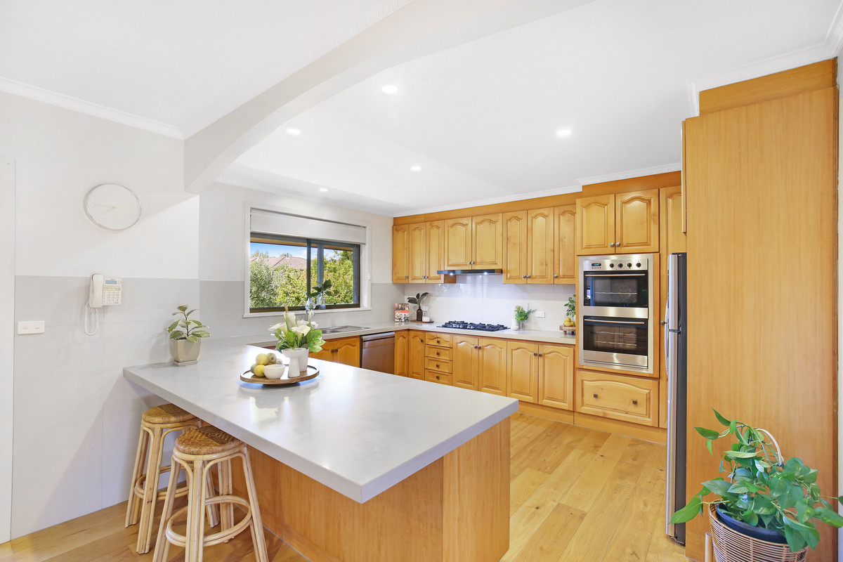 21 Greenhills Road, BUNDOORA VIC 3083, Bundoora - Thumbnail 4