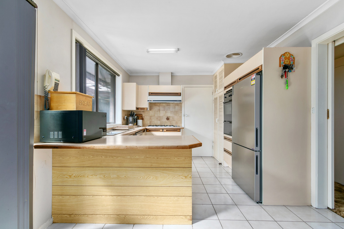 63 The Avenue, Morwell VIC 3840, Morwell - Thumbnail 4