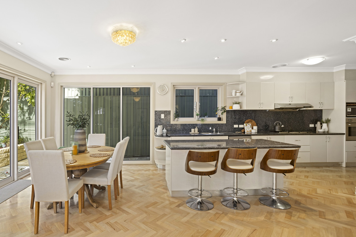 12A Iramoo Street, Balwyn VIC 3103, Balwyn - Thumbnail 2