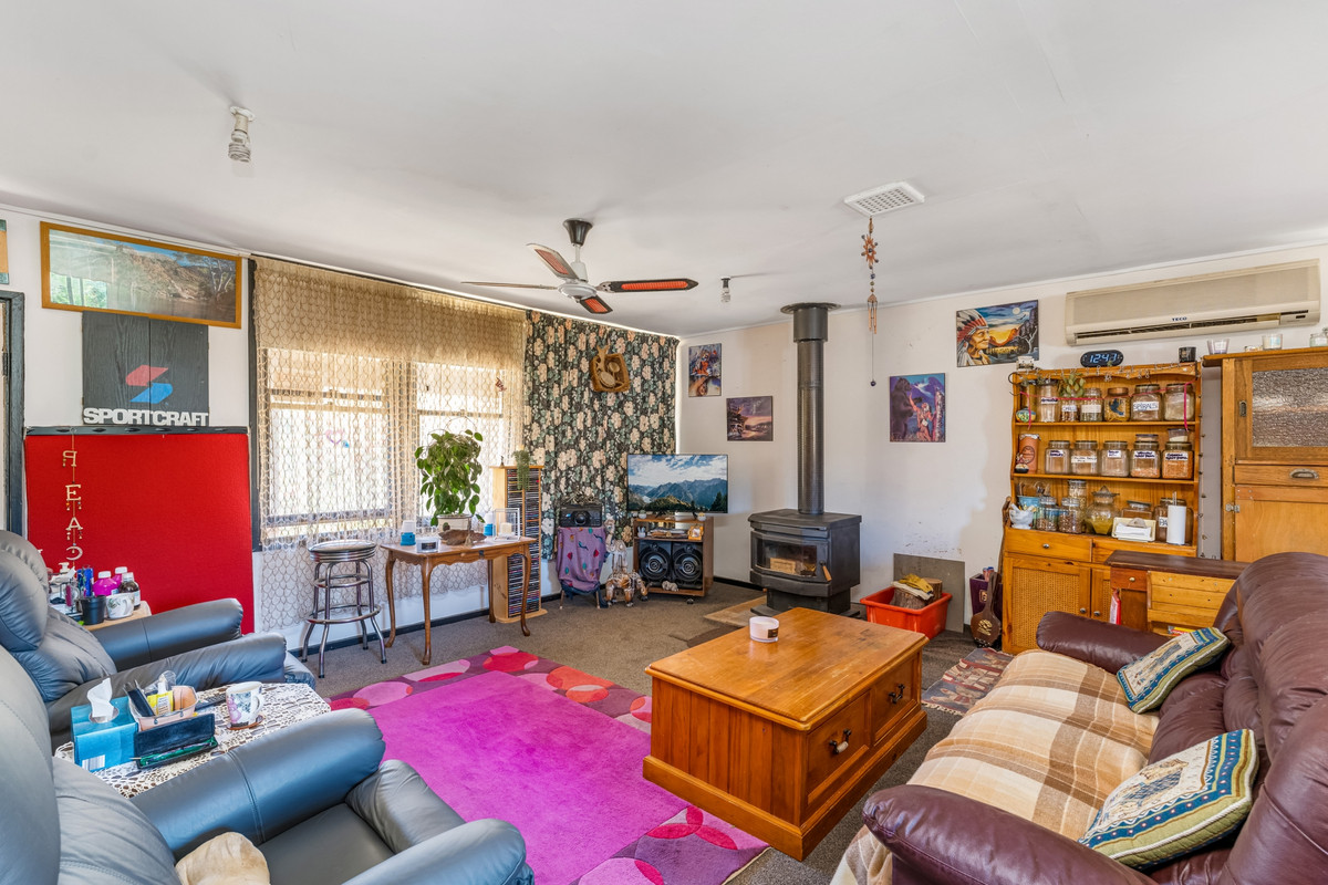 32 Monash Street, NEWSTEAD VIC 3462, Newstead - Thumbnail 2