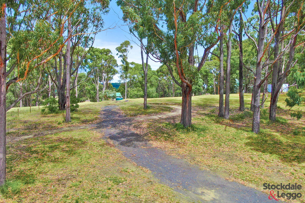 4A Gilfedder Terrace, Mirboo North VIC 3871 Stockdale & Leggo