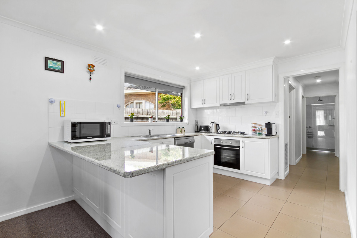 9 Catterick Avenue, CHURCHILL VIC 3842, Churchill - Thumbnail 4