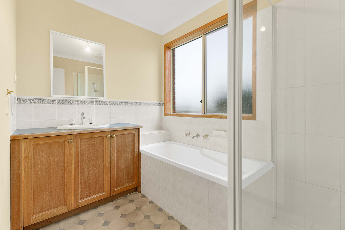 8 Cobram Court, PAKENHAM VIC 3810, Pakenham - Thumbnail 7