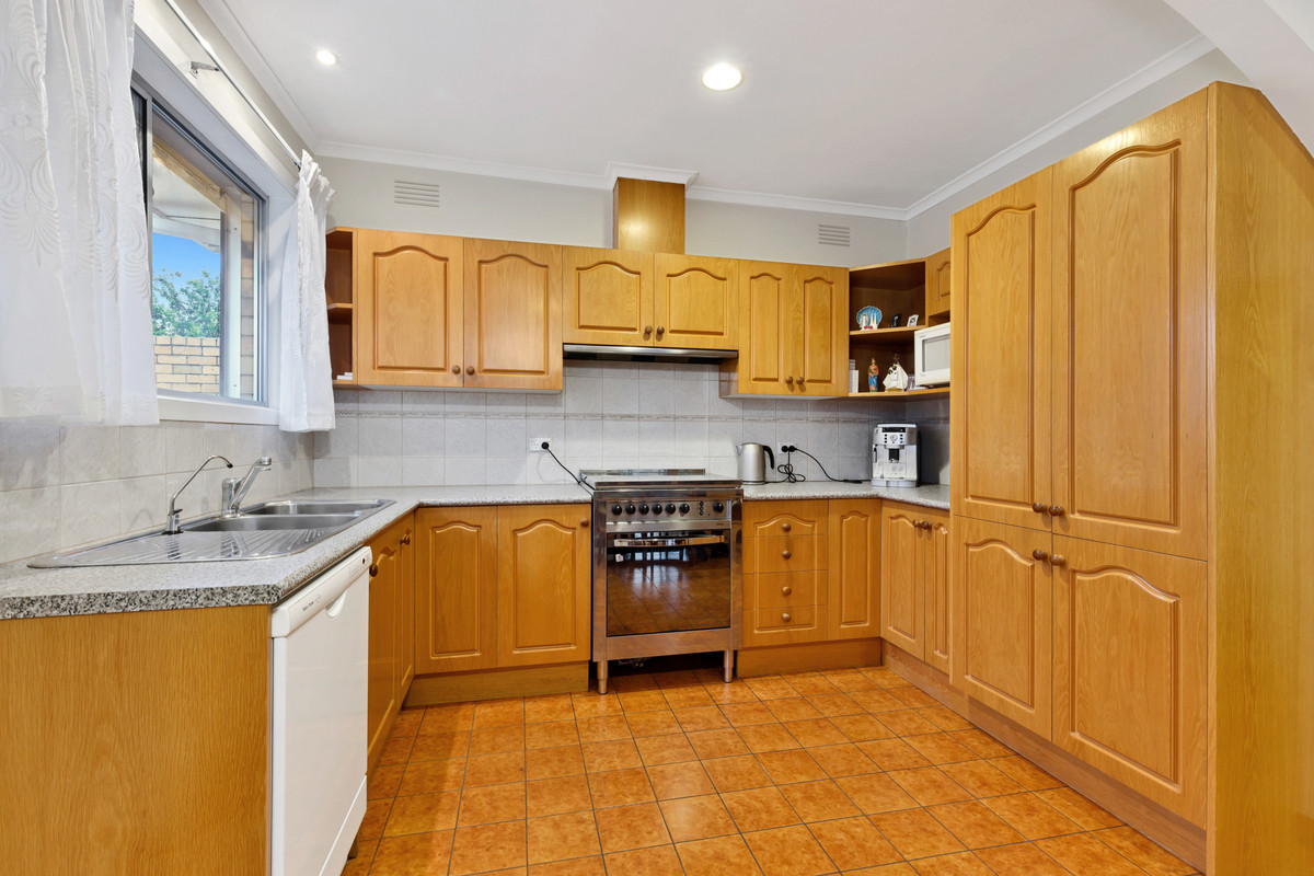 11 King Street, Glenroy VIC 3046, Glenroy - Thumbnail 3