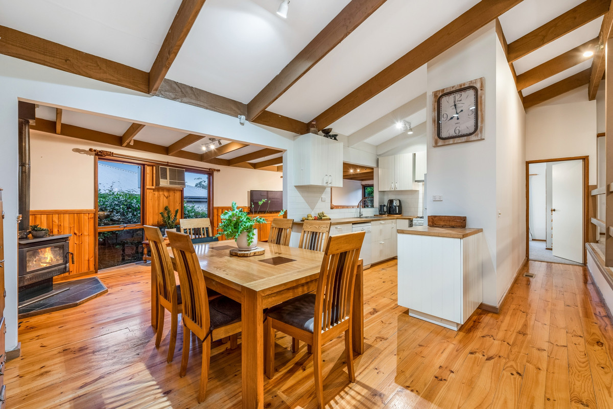 22 Wilma Avenue, Seville East VIC 3139, Seville East - Thumbnail 4
