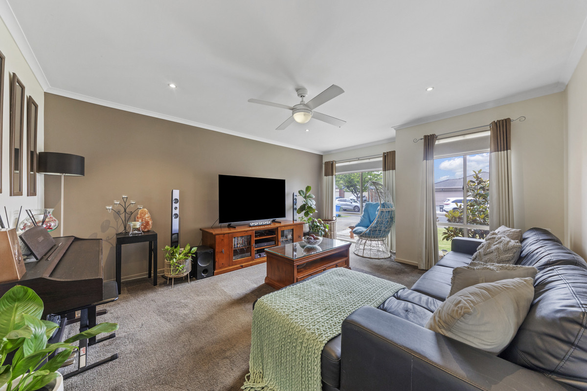 26 Masterton Place, Cranbourne East VIC 3977, Cranbourne East - Thumbnail 6