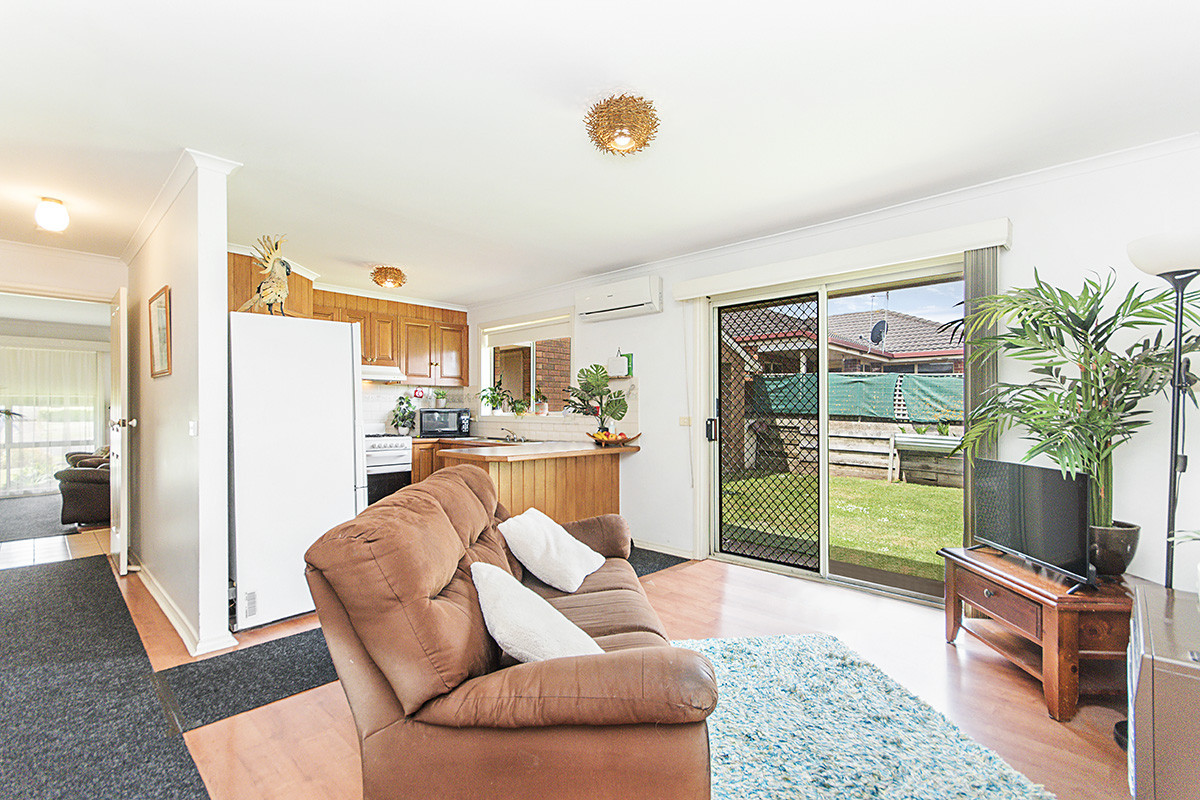 2 Caroville Drive, WARRNAMBOOL VIC 3280, Warrnambool - Thumbnail 3
