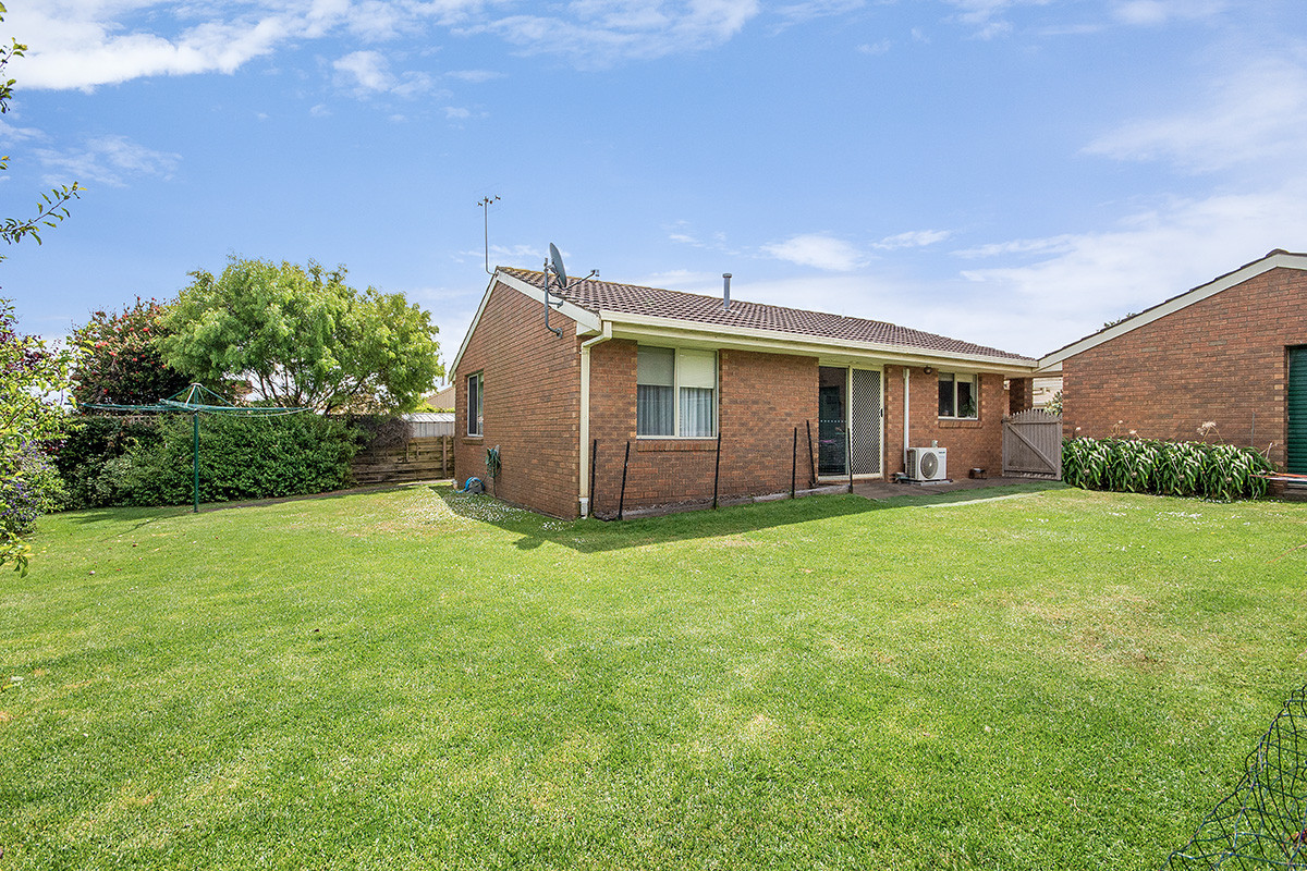 2 Caroville Drive, WARRNAMBOOL VIC 3280, Warrnambool - Thumbnail 8