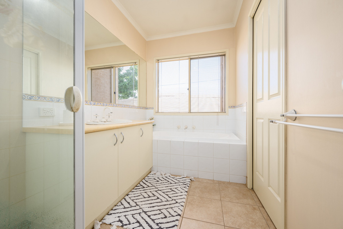 4 / 2-4 Ross Alan Drive, SHEPPARTON VIC 3630, Shepparton - Thumbnail 7