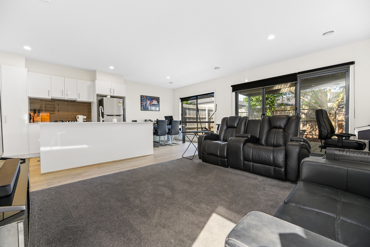 23 Denistoun Crescent, Cranbourne VIC 3977, Cranbourne - Thumbnail 4