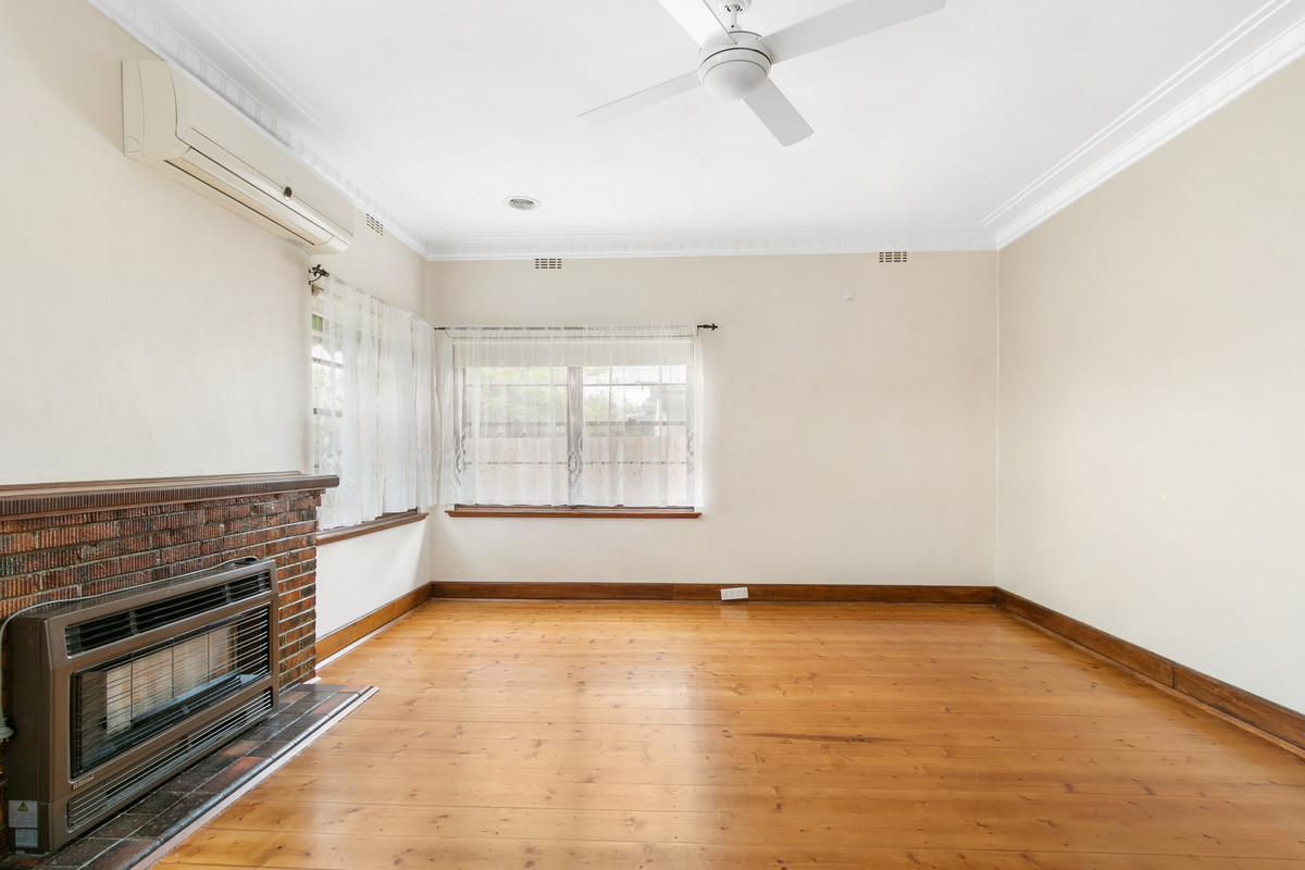 43 Loch Park Road, TRARALGON VIC 3844, Traralgon - Thumbnail 4