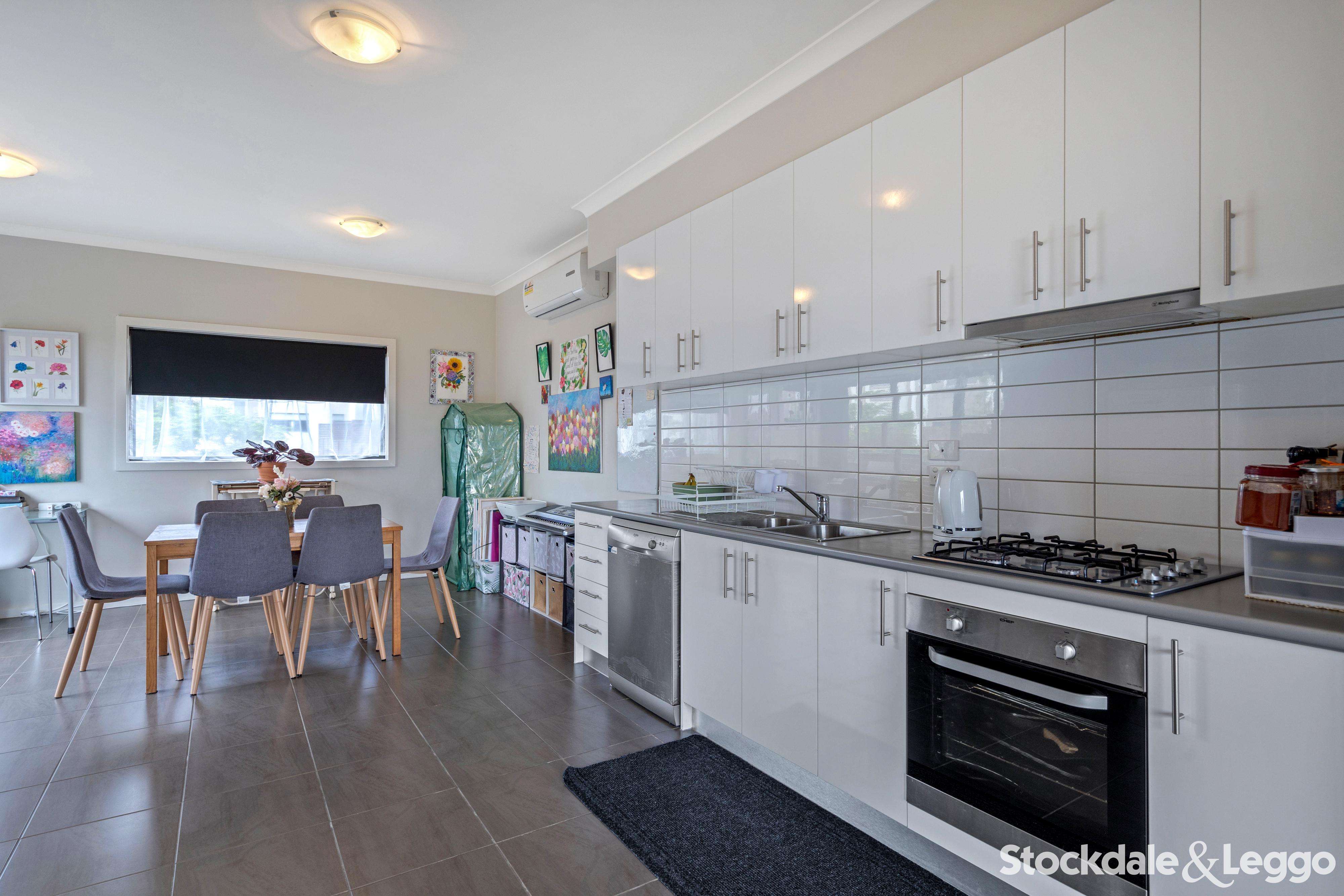 14 Swagman Walk, Wollert VIC, Wollert - Thumbnail 5
