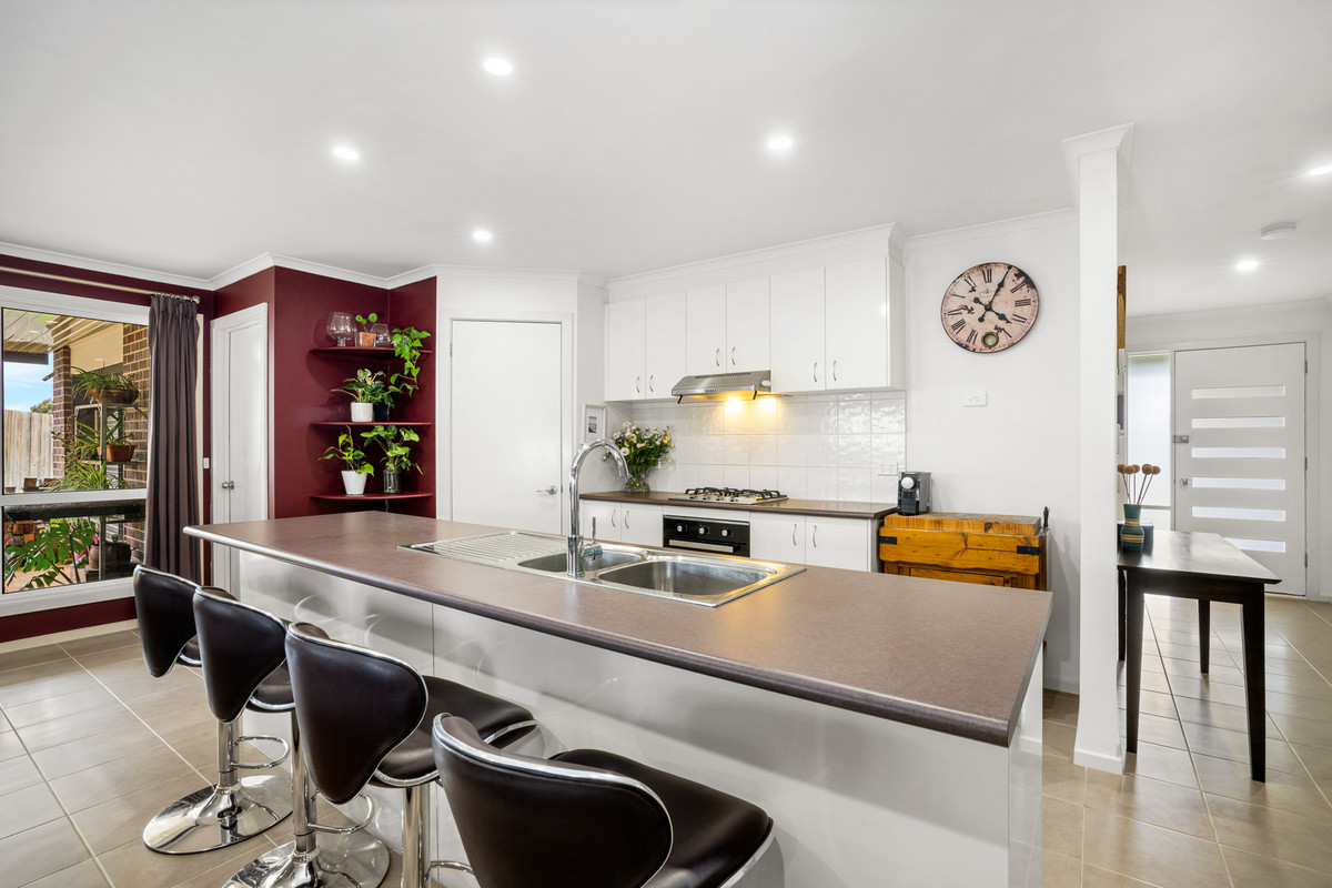 34 Moreillon Boulevarde, Bannockburn VIC 3331, Bannockburn - Thumbnail 2