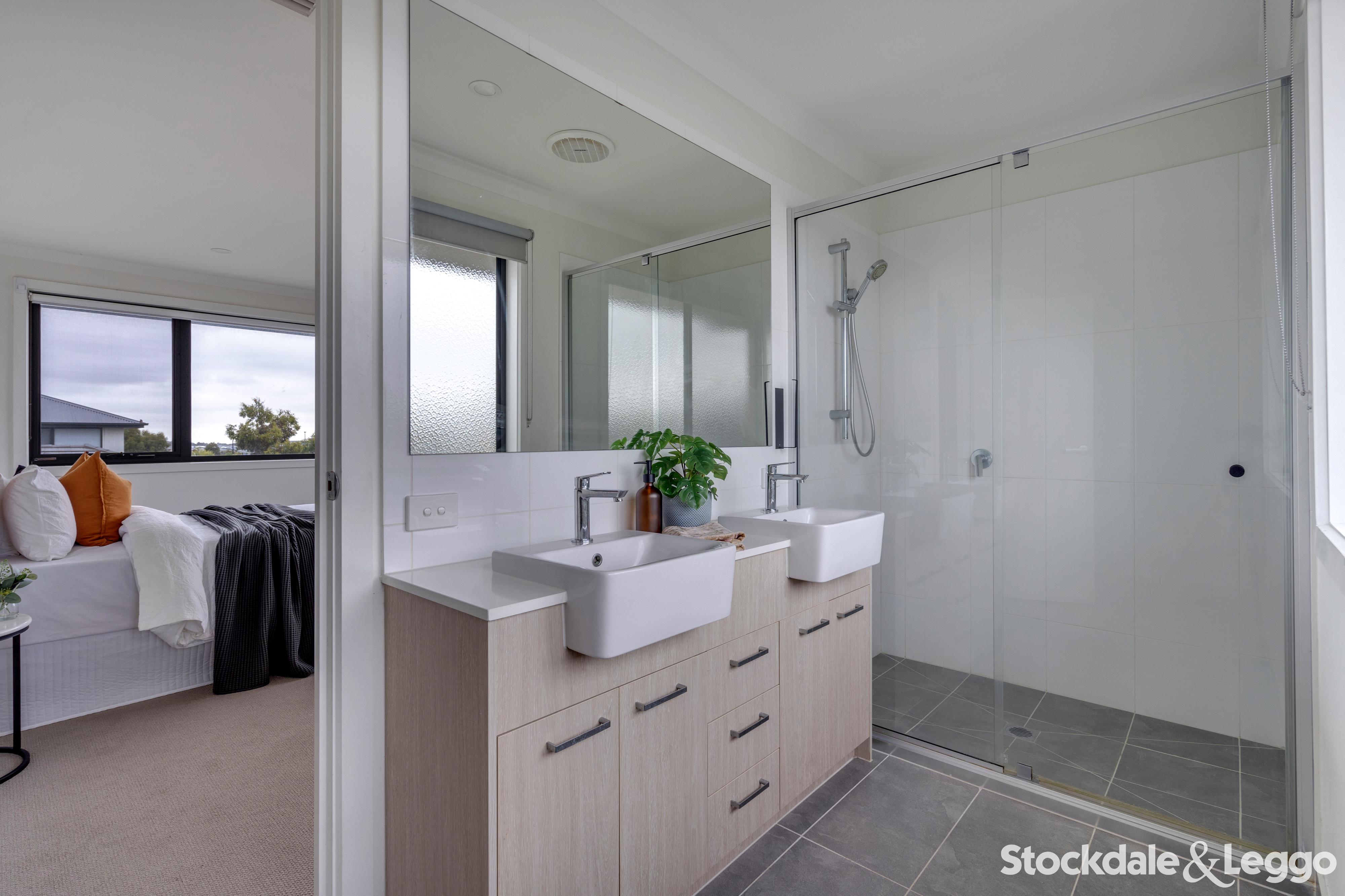 22 Lavinia Street, Greenvale VIC, Greenvale - Thumbnail 8