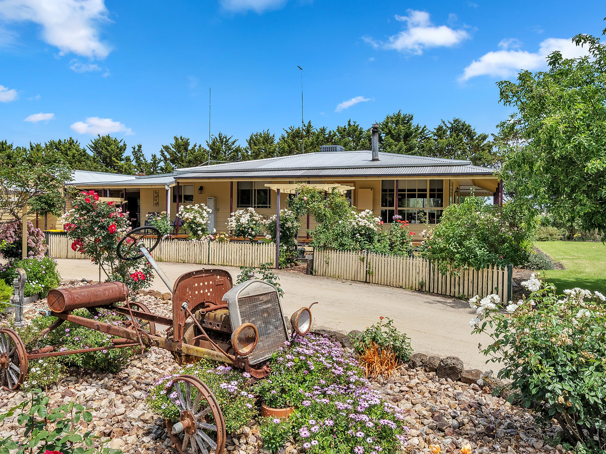 49 Whitehorse Gully Road, Rowsley VIC 3340, Rowsley - Thumbnail 3