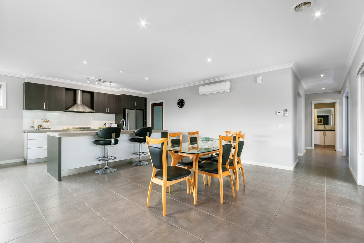 72 St. Georges Road, TRARALGON VIC 3844, Traralgon - Thumbnail 5