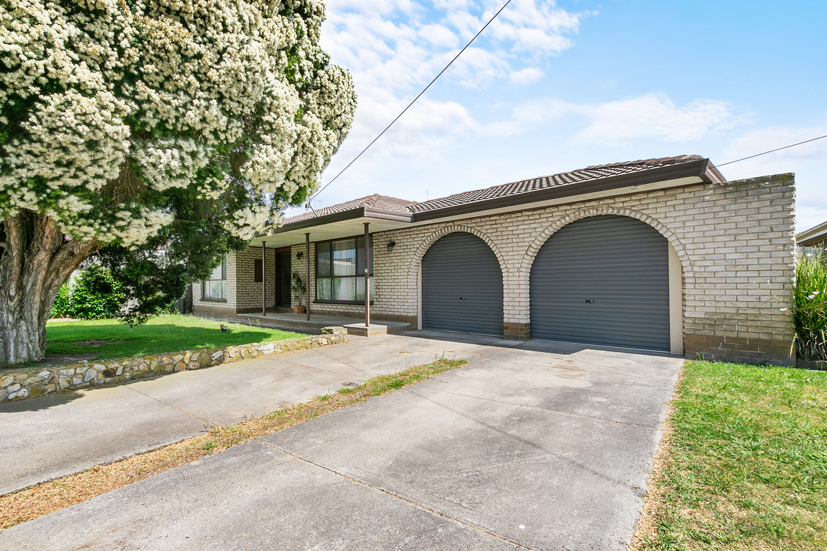 19 Airlie Bank Road, Morwell VIC 3840, Morwell - Thumbnail 4