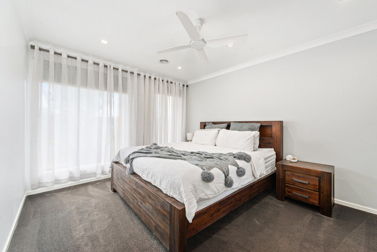16 Deane Street, Traralgon VIC 3844, Traralgon - Thumbnail 2