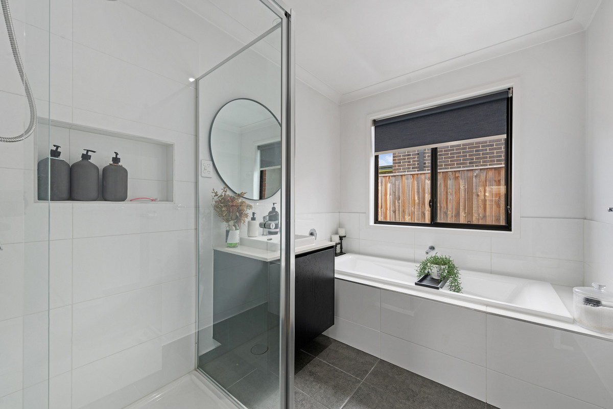 16 Deane Street, Traralgon VIC 3844, Traralgon - Thumbnail 7