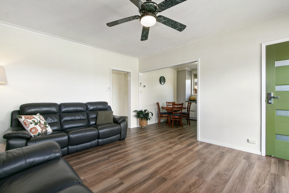 35 White Parade, Churchill VIC 3842, Churchill - Thumbnail 3