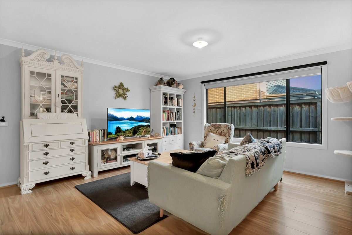 73 Heybridge Street, Clyde VIC 3978, Clyde - Thumbnail 6