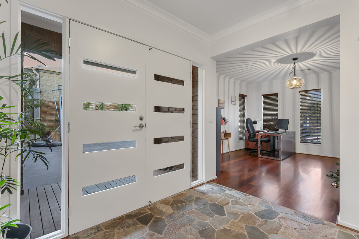 8 Sunny Vale Drive, Langwarrin VIC 3910, Langwarrin - Thumbnail 3
