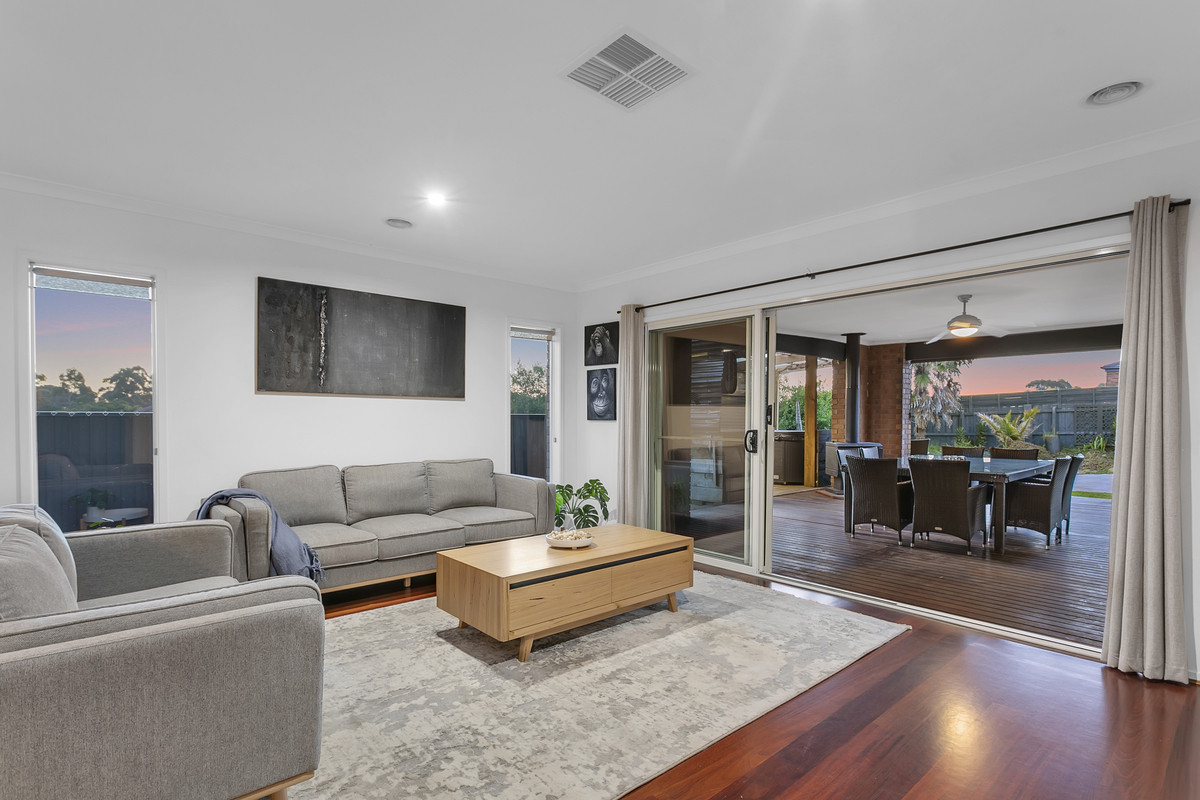 8 Sunny Vale Drive, Langwarrin VIC 3910, Langwarrin - Thumbnail 7