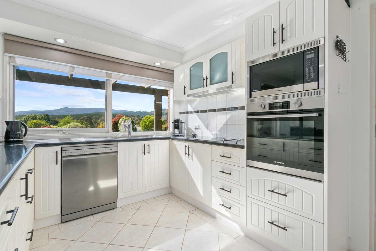 7 Geoffrey Court, Churchill VIC 3842, Churchill - Thumbnail 5