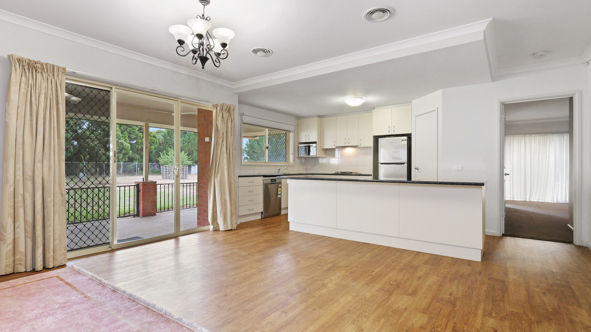 2 Davies Drive, Shepparton East VIC 3631, Shepparton East - Thumbnail 3