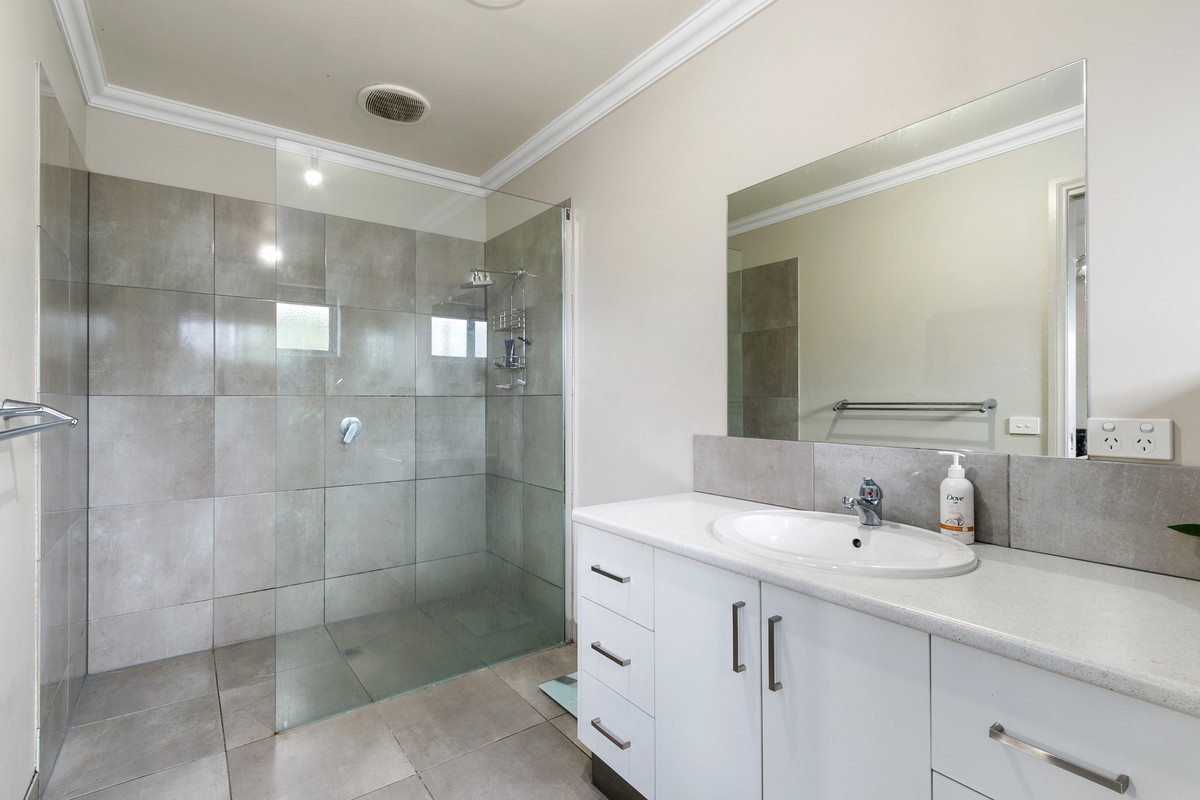 15 Mountain Grey Circuit, MORWELL VIC 3840, Morwell - Thumbnail 7