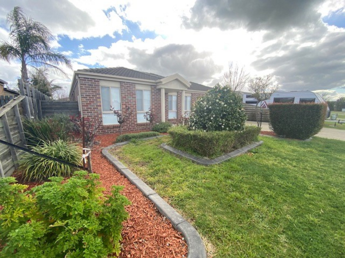 13 Tasman Close, TRARALGON VIC 3844 Stockdale & Leggo