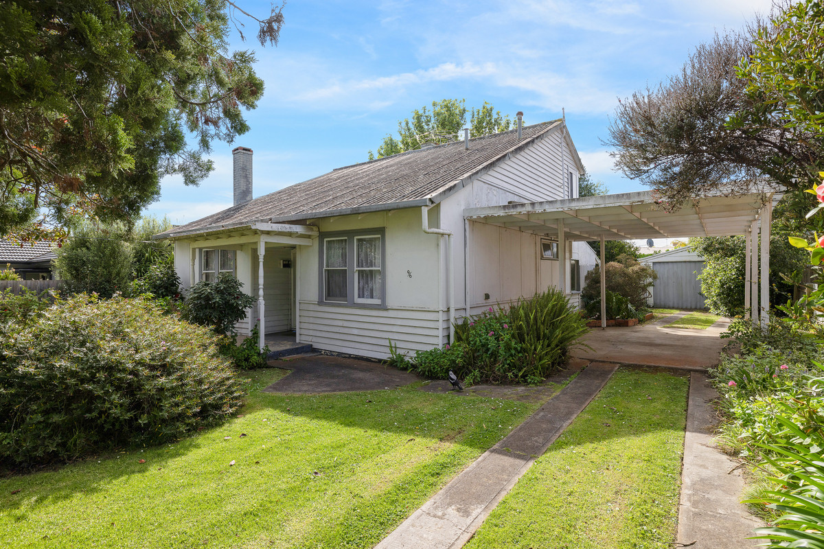 96 Church Street, Cowes VIC 3922, Cowes - Thumbnail 2
