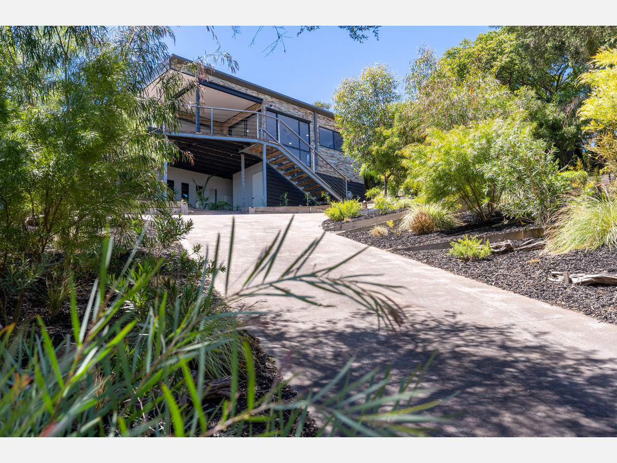 99 Dundas Street, Rye VIC 3941, Rye - Thumbnail 2