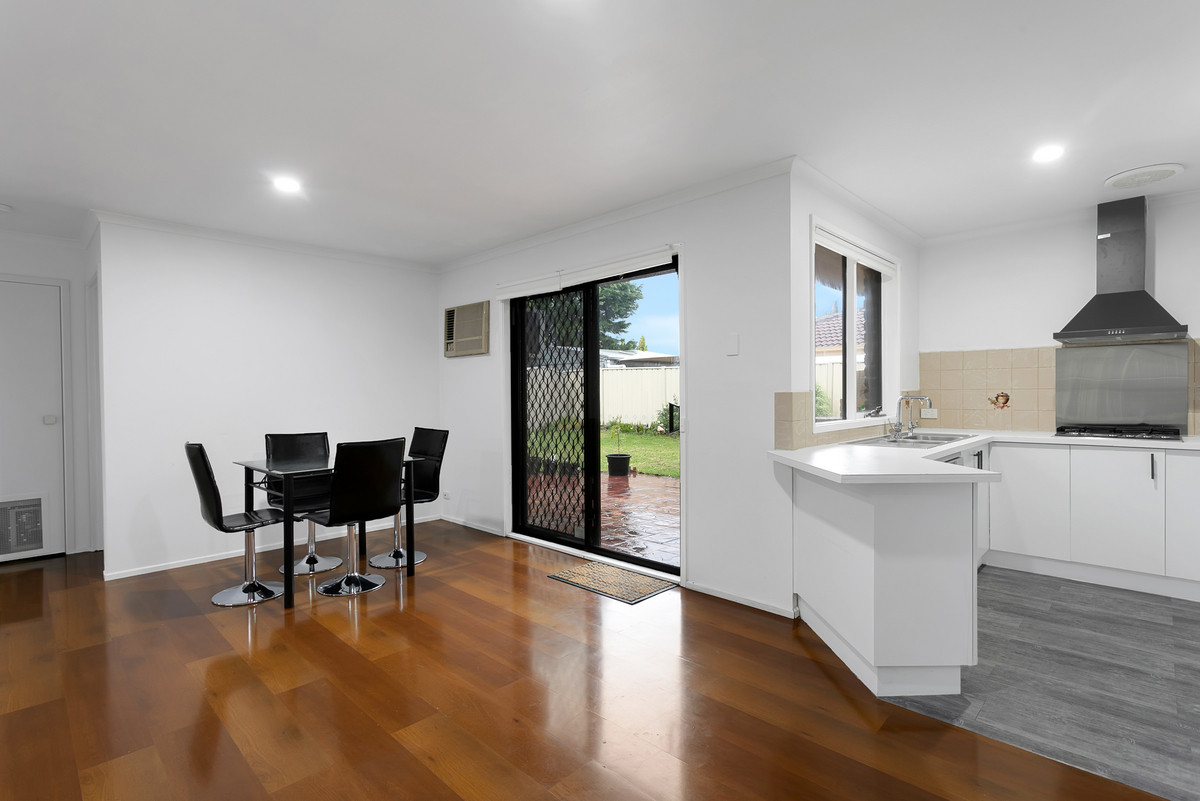 12 Maltravers Crescent, Cranbourne North VIC 3977, Cranbourne North - Thumbnail 7