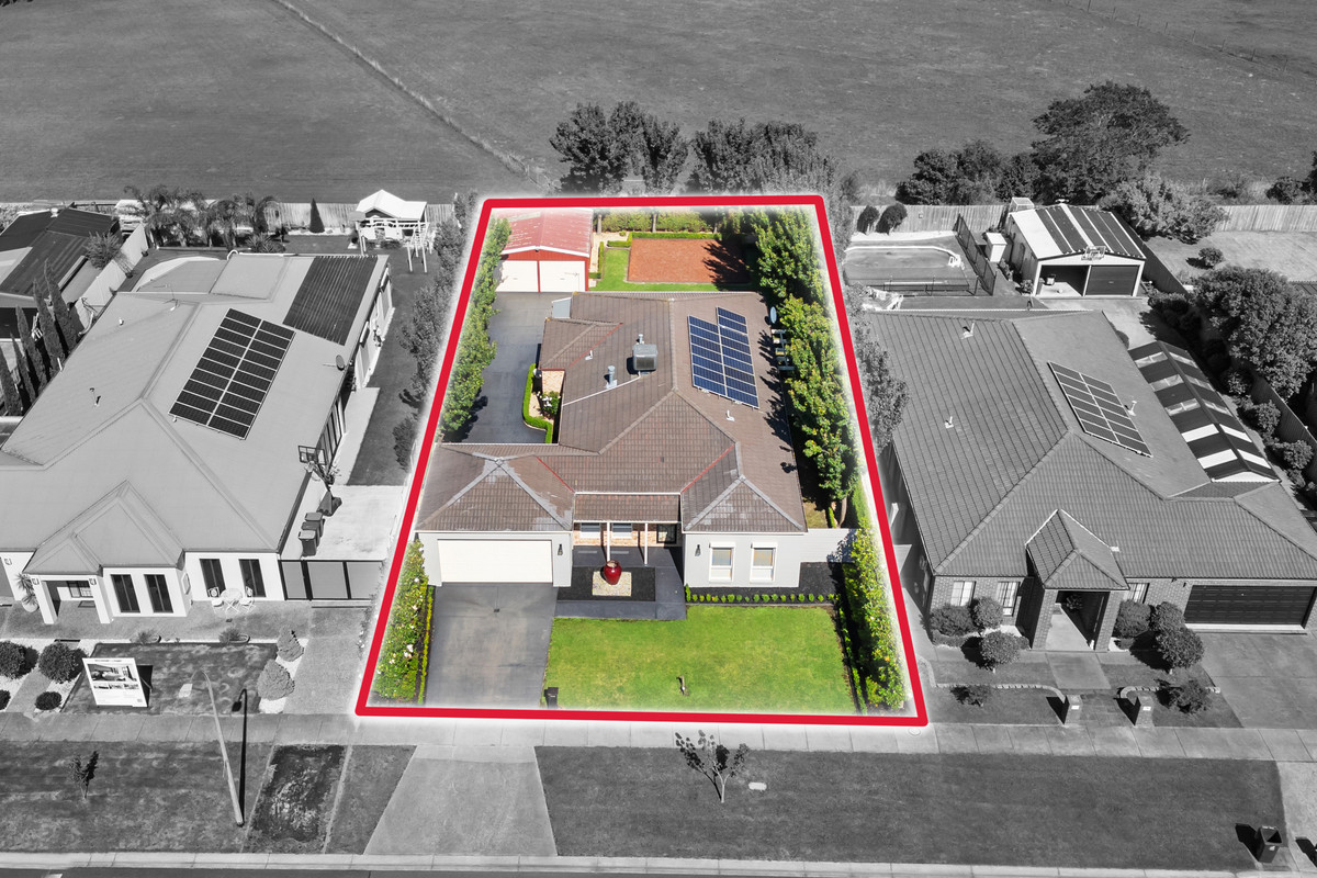 31 Riverslea Boulevard, Traralgon VIC 3844 Stockdale & Leggo