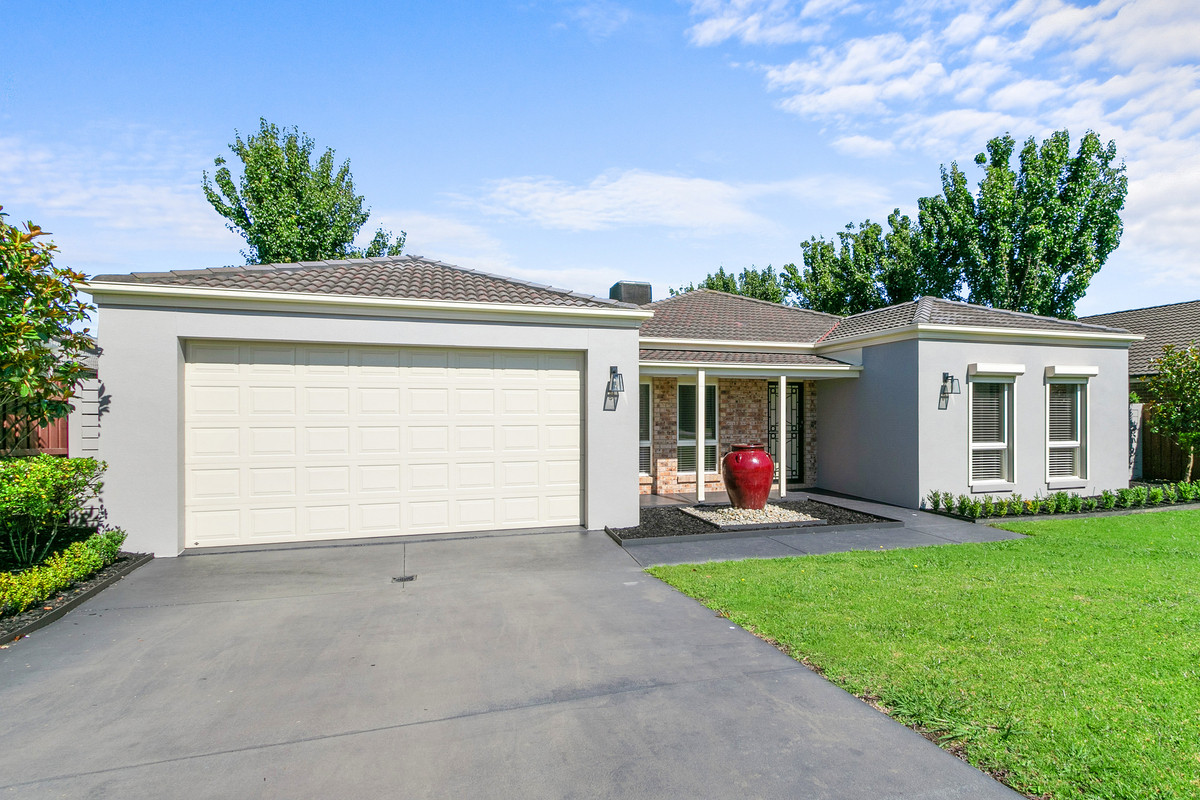 31 Riverslea Boulevard, Traralgon VIC 3844, Traralgon - Thumbnail 2