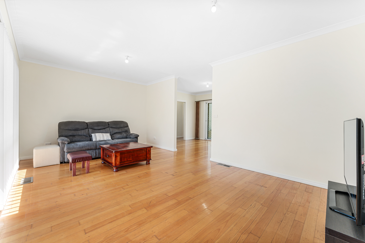 2/28 Ronald Street, Dandenong VIC, Dandenong - Thumbnail 3