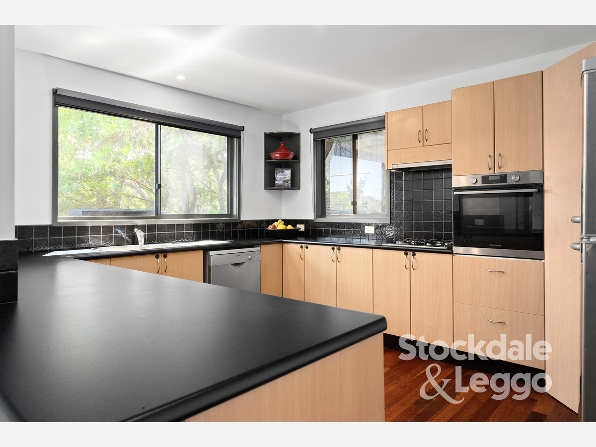 26 Felecia Street, Rye VIC 3941, Rye - Thumbnail 3