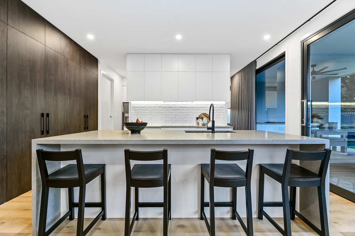 15 Miller Street, Berwick VIC 3806, Berwick - Thumbnail 2