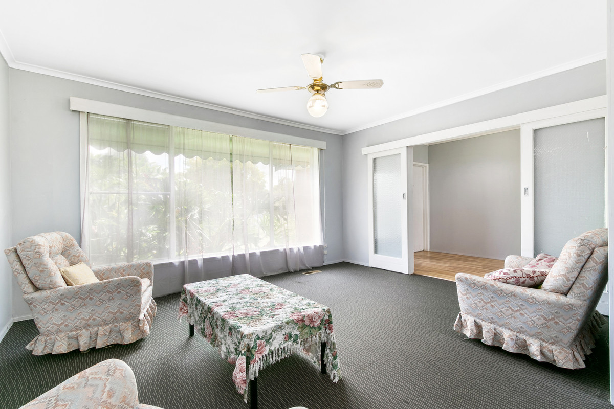 11 White Parade, Churchill VIC 3842, Churchill - Thumbnail 3