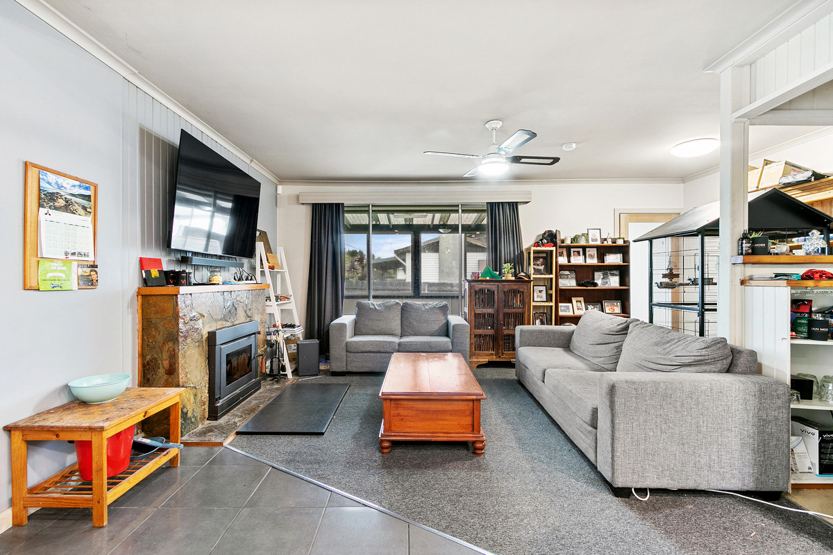 20 Newark Avenue, Newborough VIC 3825, Newborough - Thumbnail 7