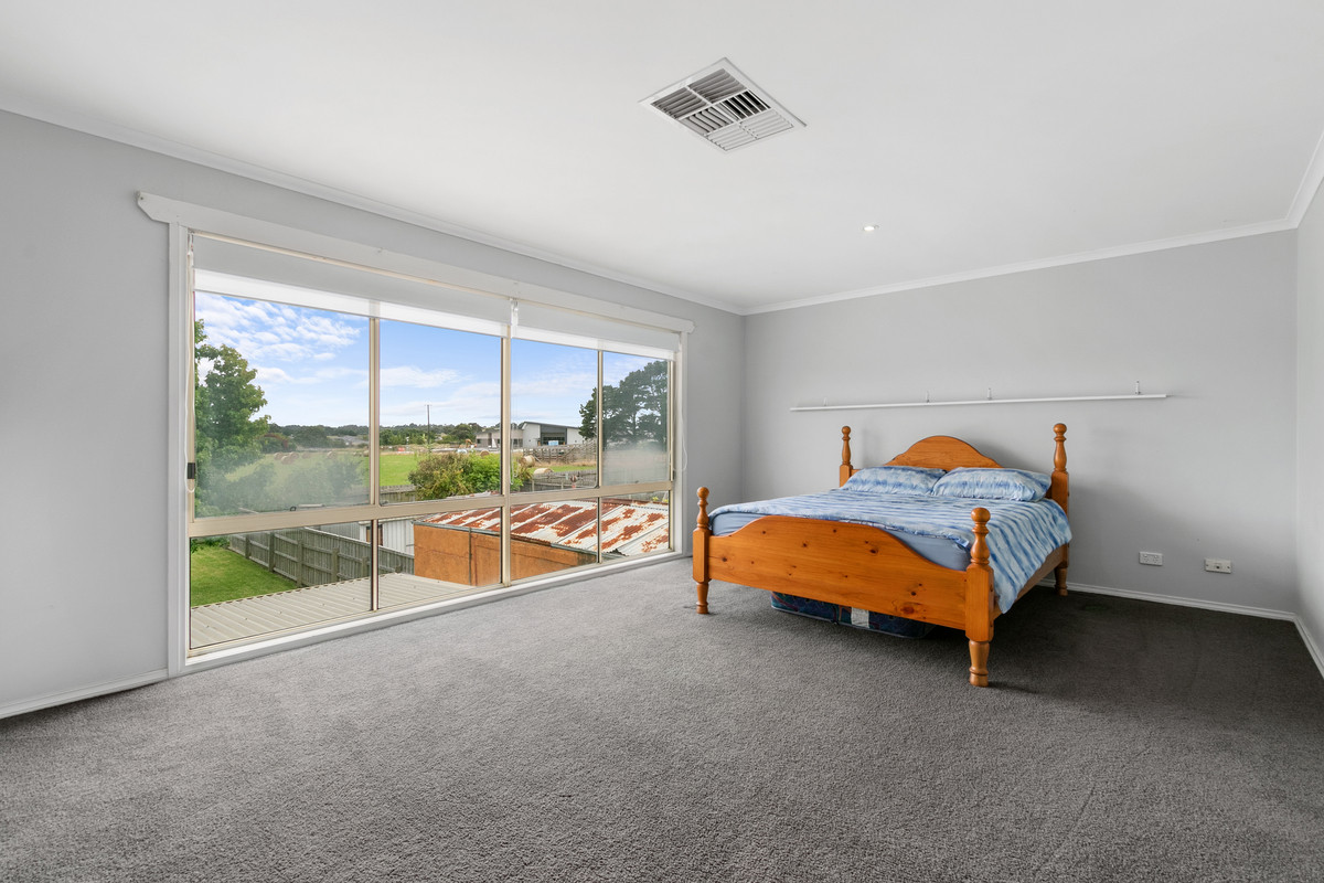 53 Holmes Road, MORWELL VIC 3840, Morwell - Thumbnail 4