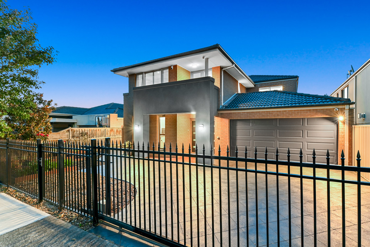 49 Ridgemont Drive, Berwick VIC 3806, Berwick - Thumbnail 2