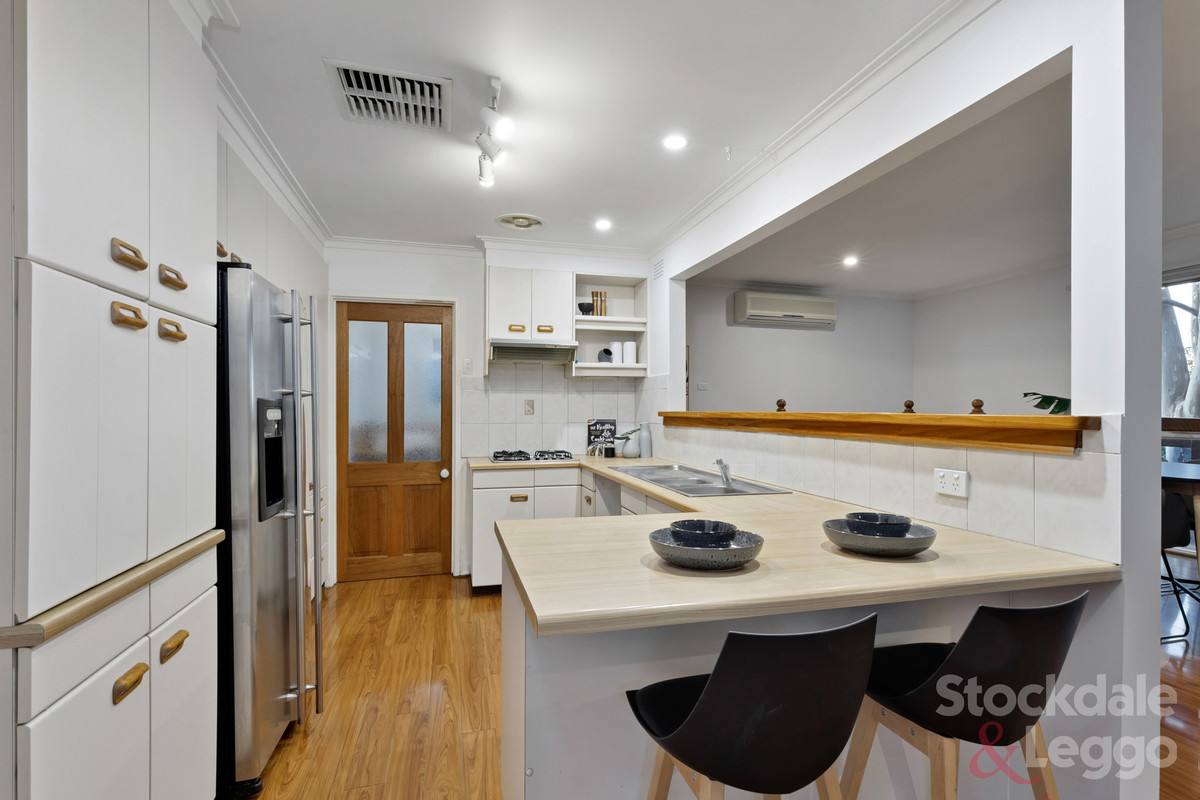 38 Moonee Boulevard, Glenroy VIC 3046, Glenroy - Thumbnail 4