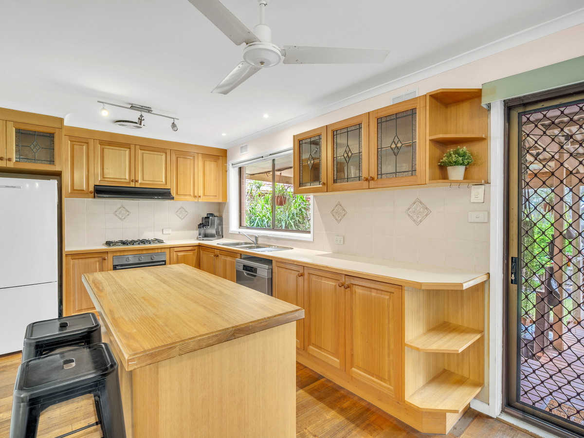 16 Beresford Crescent, Darley VIC 3340, Darley - Thumbnail 5