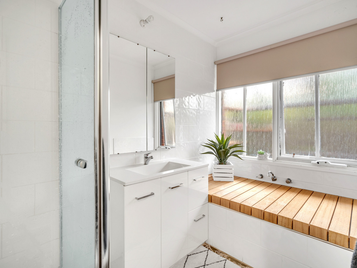 16 Beresford Crescent, Darley VIC 3340, Darley - Thumbnail 8