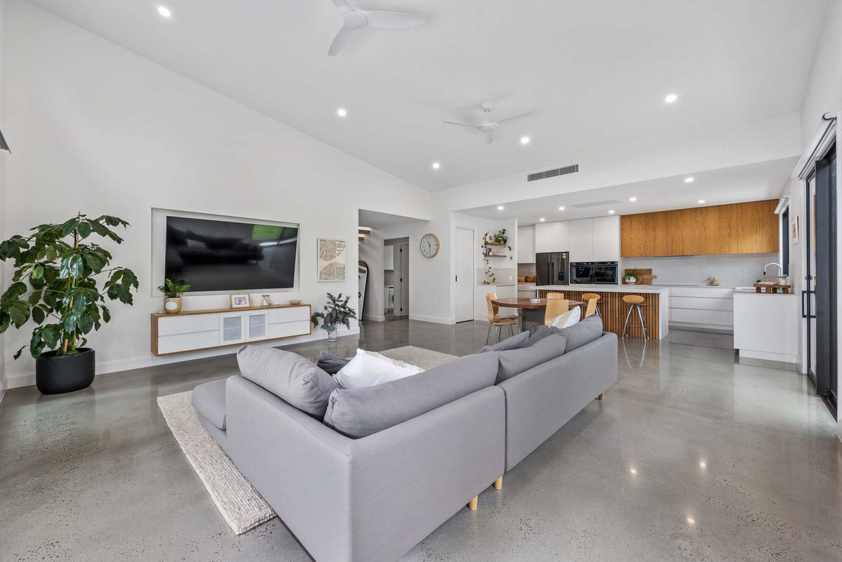 17 Nautilus Road, Inverloch VIC 3996, Inverloch - Thumbnail 2
